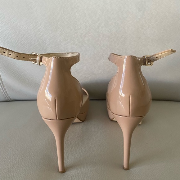 Shoes - Nine West heels